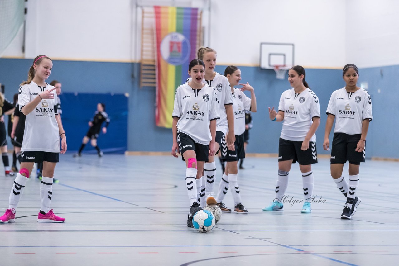 Bild 150 - wCJ Futsalmeisterschaft Runde 1